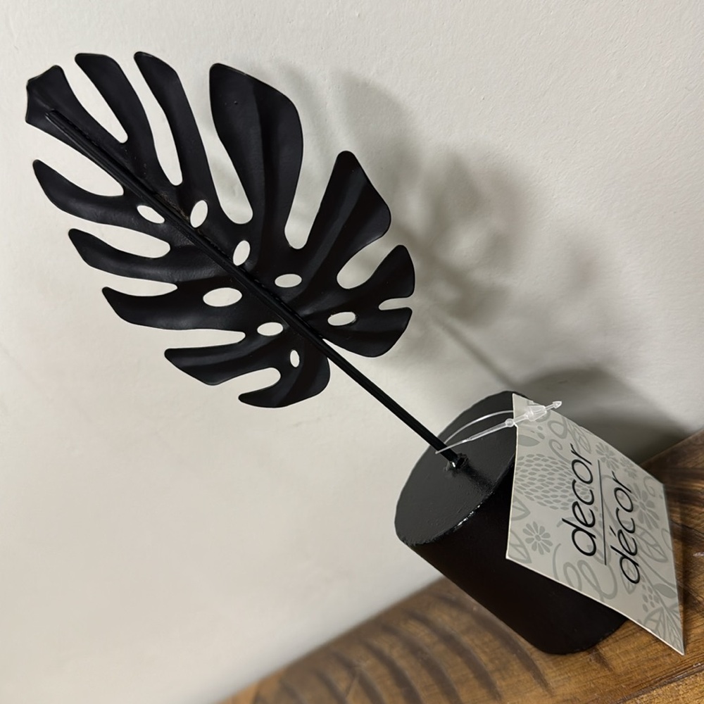 Monstera Plant Decor
